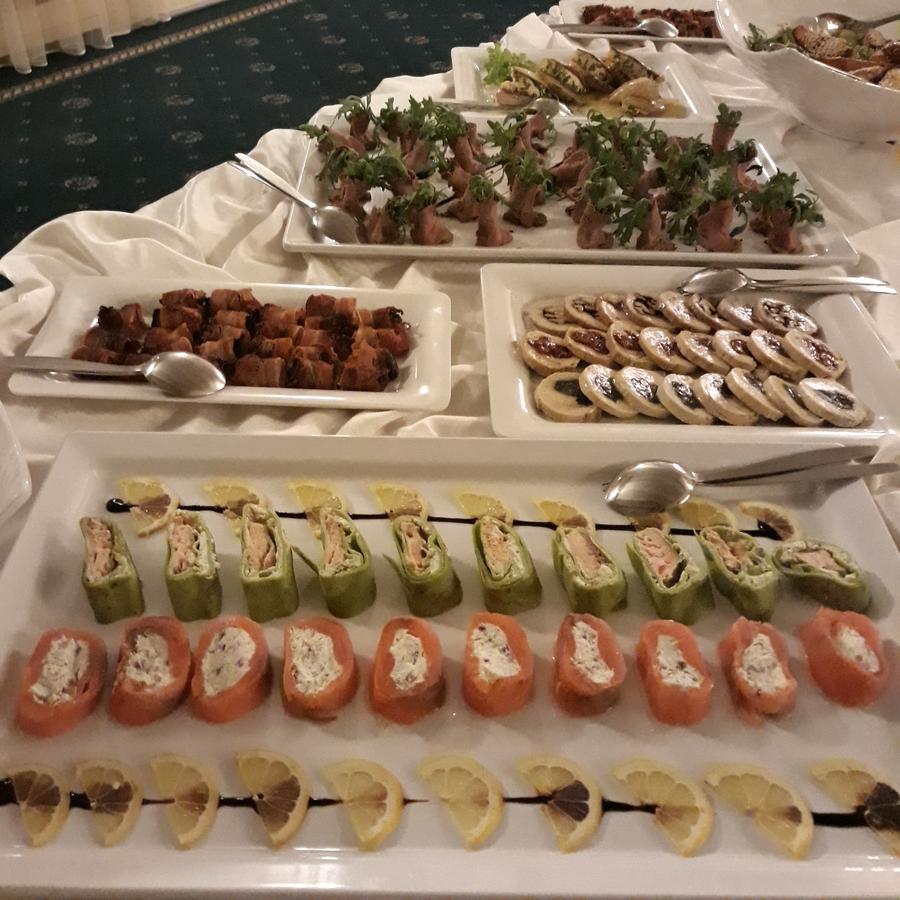 Hotel "Zajazd Napoleonski" Warsawa Bagian luar foto